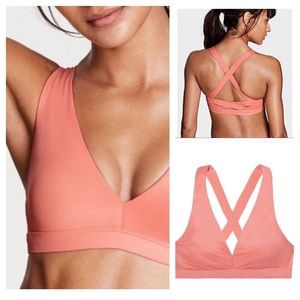 💌SOLD💌NWT Victoria's Secret Strappy Bra Coral